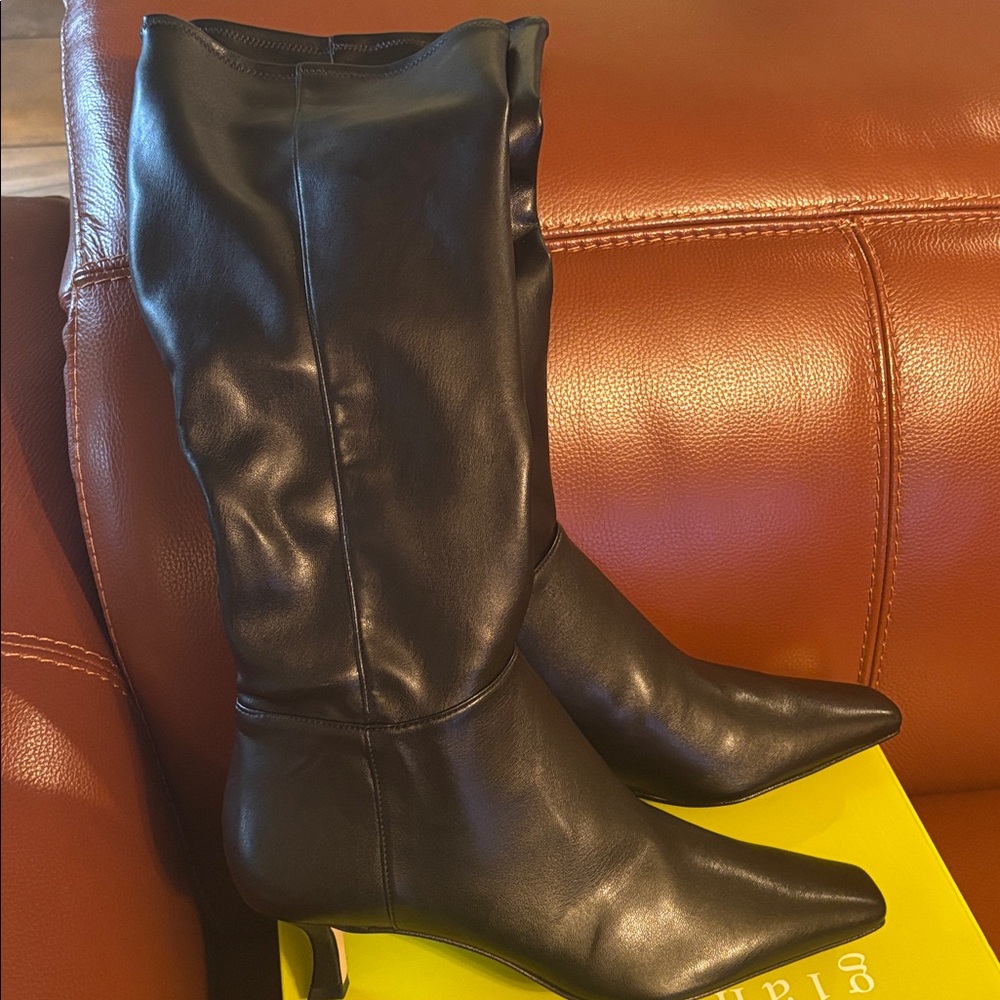 Gianni Bini Black Leather Boots